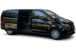 Mercedes Vito b&eacute;rl&eacute;s sofőrrel Budapesten